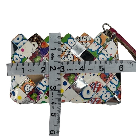 Blow Pops And Charms Candy Folded Wrappers Clutch Wristlet Purse - Picture 5 of 6